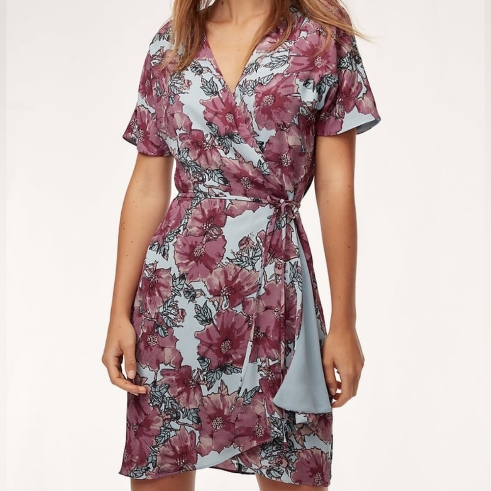 Aritzia Babaton Wallace Dune Blue & Purple Mini Floral Print Wrap Dress Size XS
